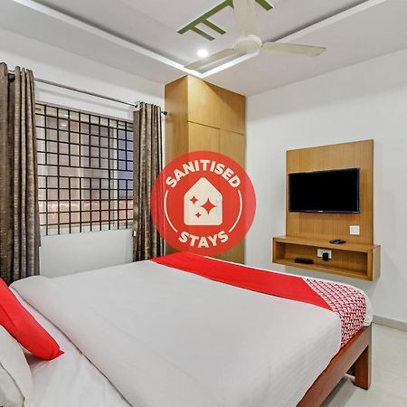 Oyo 28303 Yesh Comforts Hotell Madikeri Eksteriør bilde